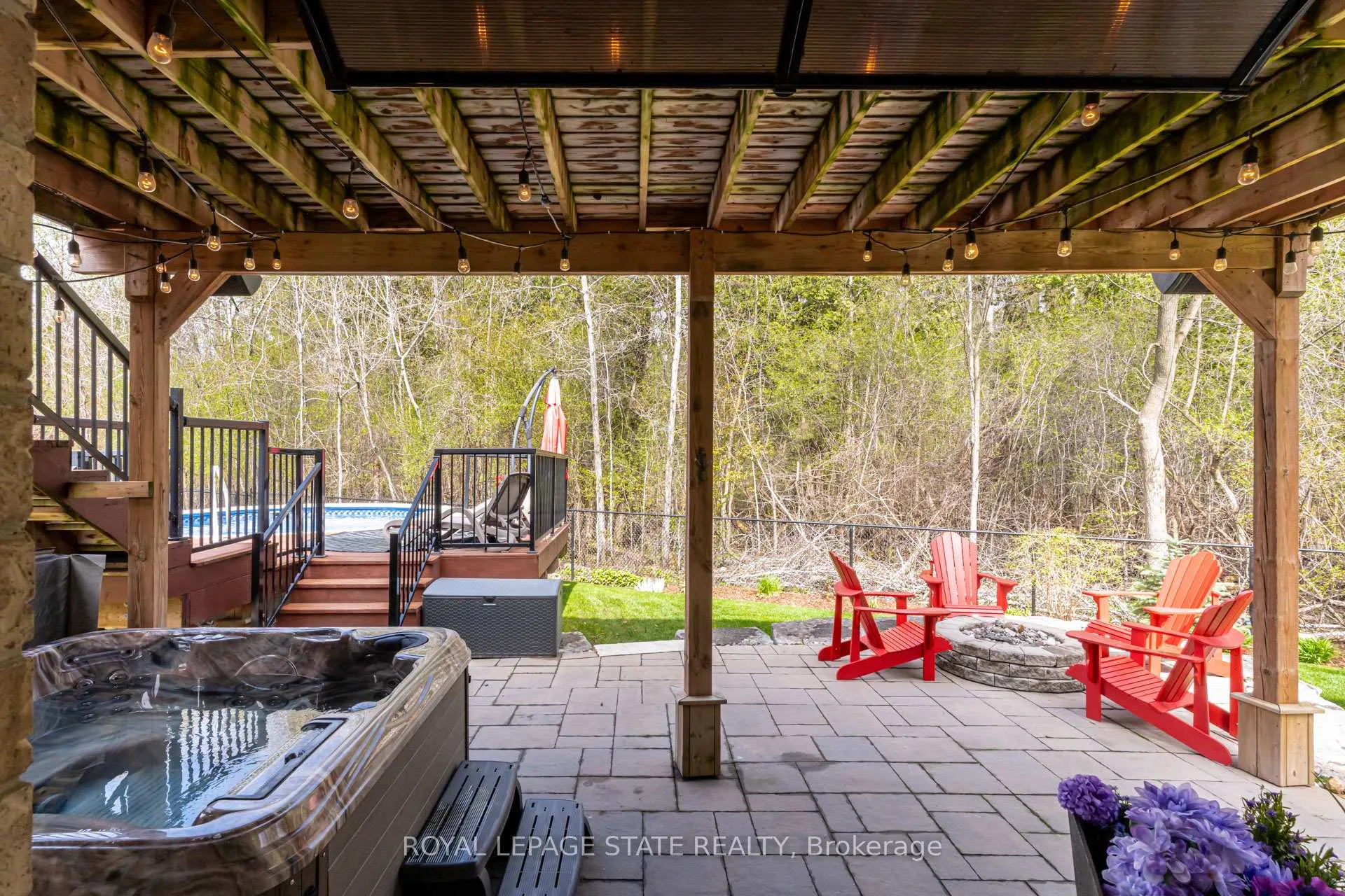 Photo 36 of 22 Rooke Court, Guelph, Willow West/Sugarbush/West Acres — HOMEH
