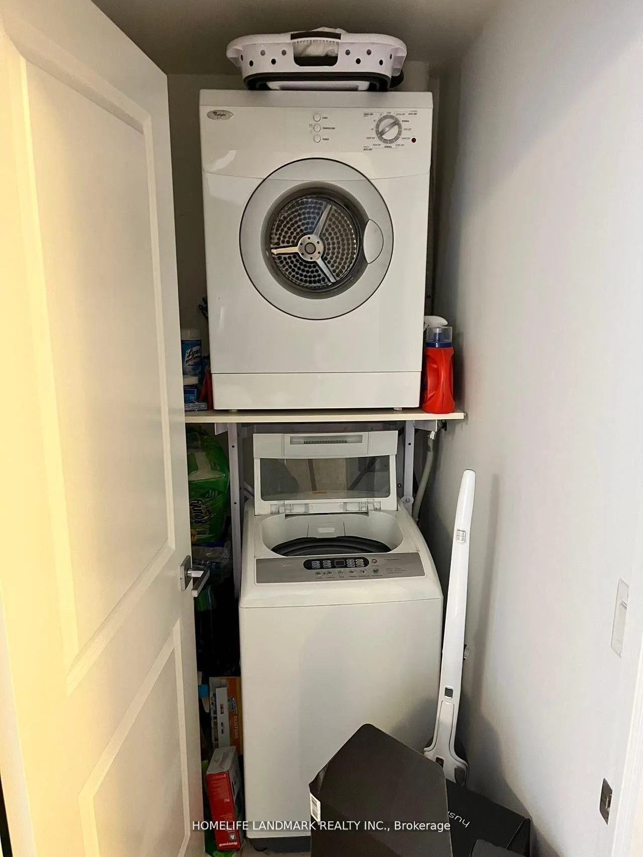 Photo 6 of Unit 907, 85 North Park Road, Vaughan, Beverley Glen — HOMEH