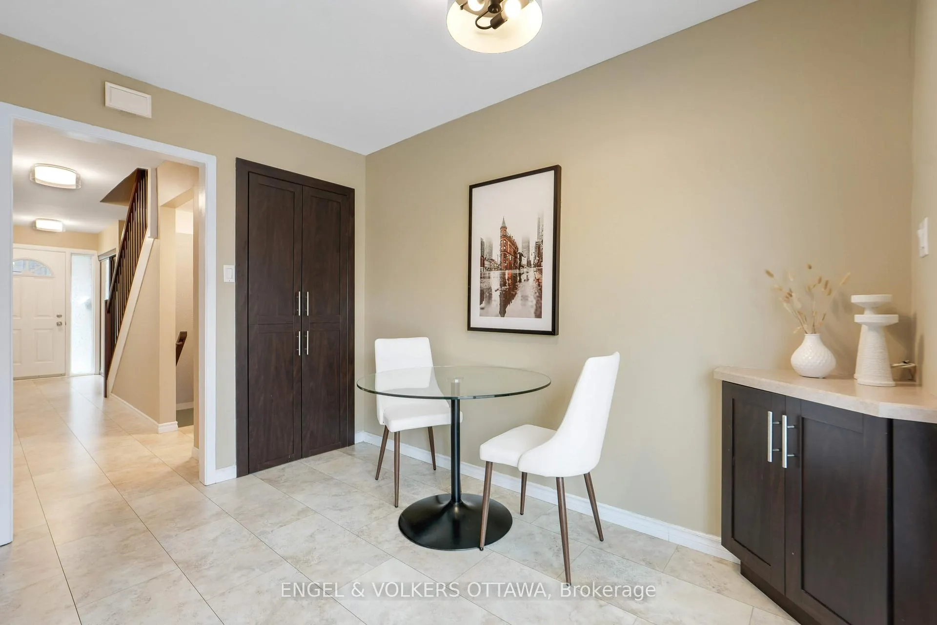 Photo 13 of Unit 33, 2111 Montreal Road, Ottawa, Beaconwood — HOMEH