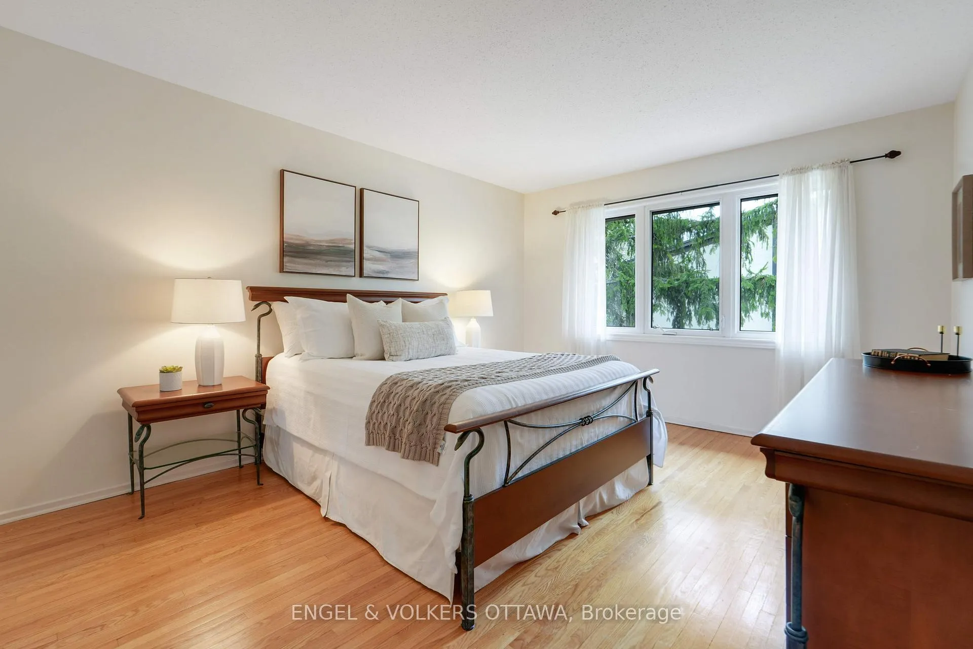 Photo 15 of Unit 33, 2111 Montreal Road, Ottawa, Beaconwood — HOMEH