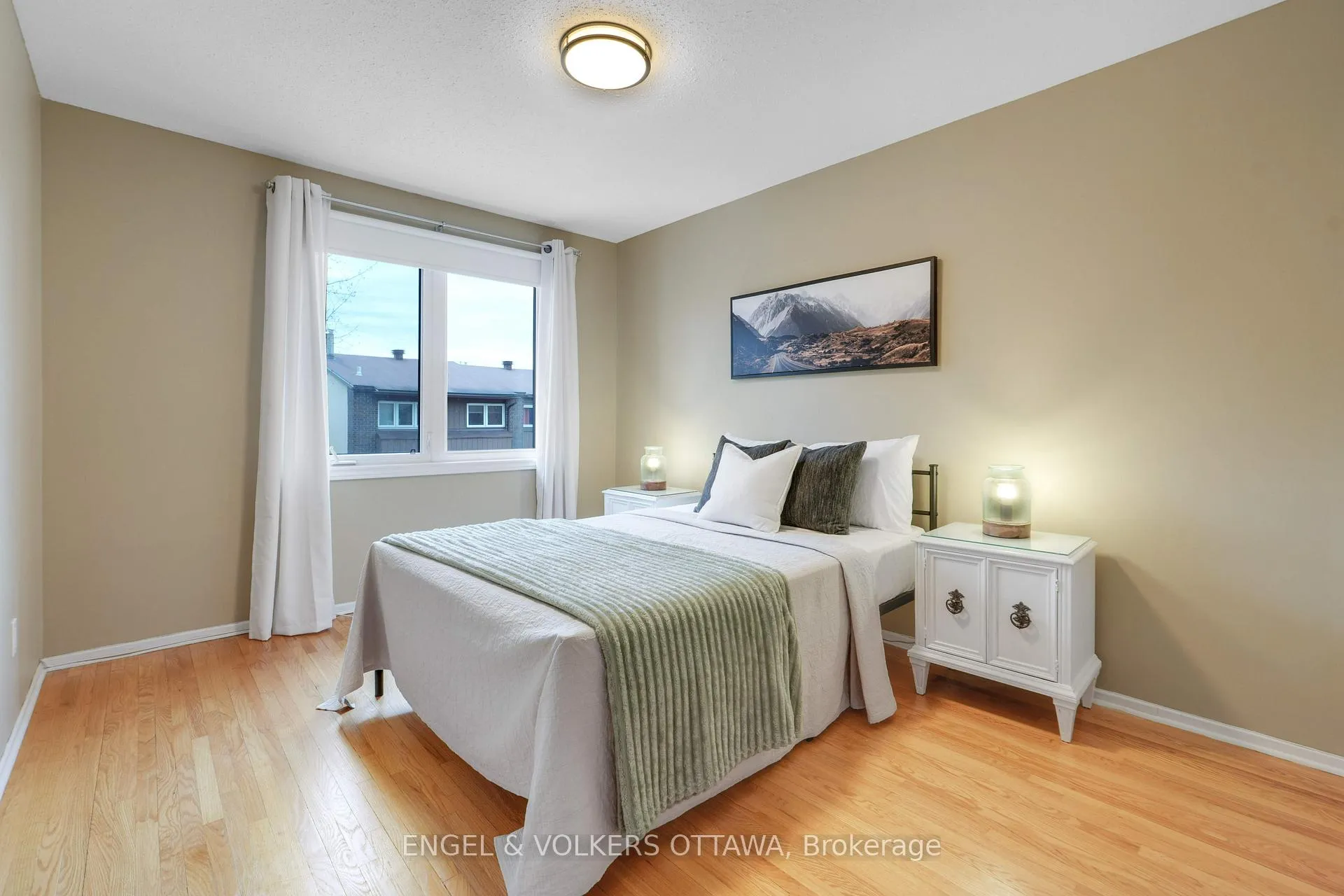 Photo 17 of Unit 33, 2111 Montreal Road, Ottawa, Beaconwood — HOMEH