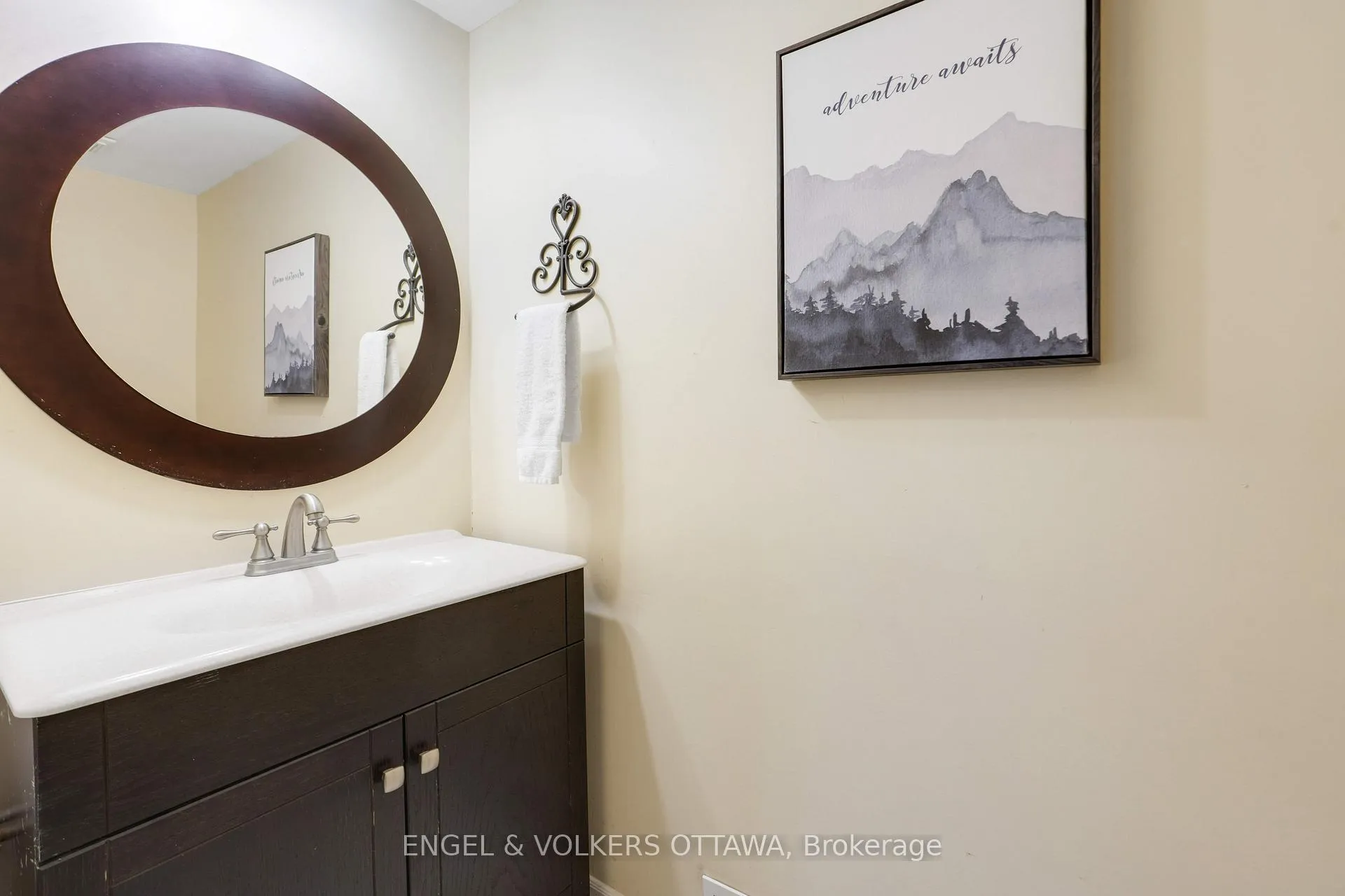Photo 22 of Unit 33, 2111 Montreal Road, Ottawa, Beaconwood — HOMEH