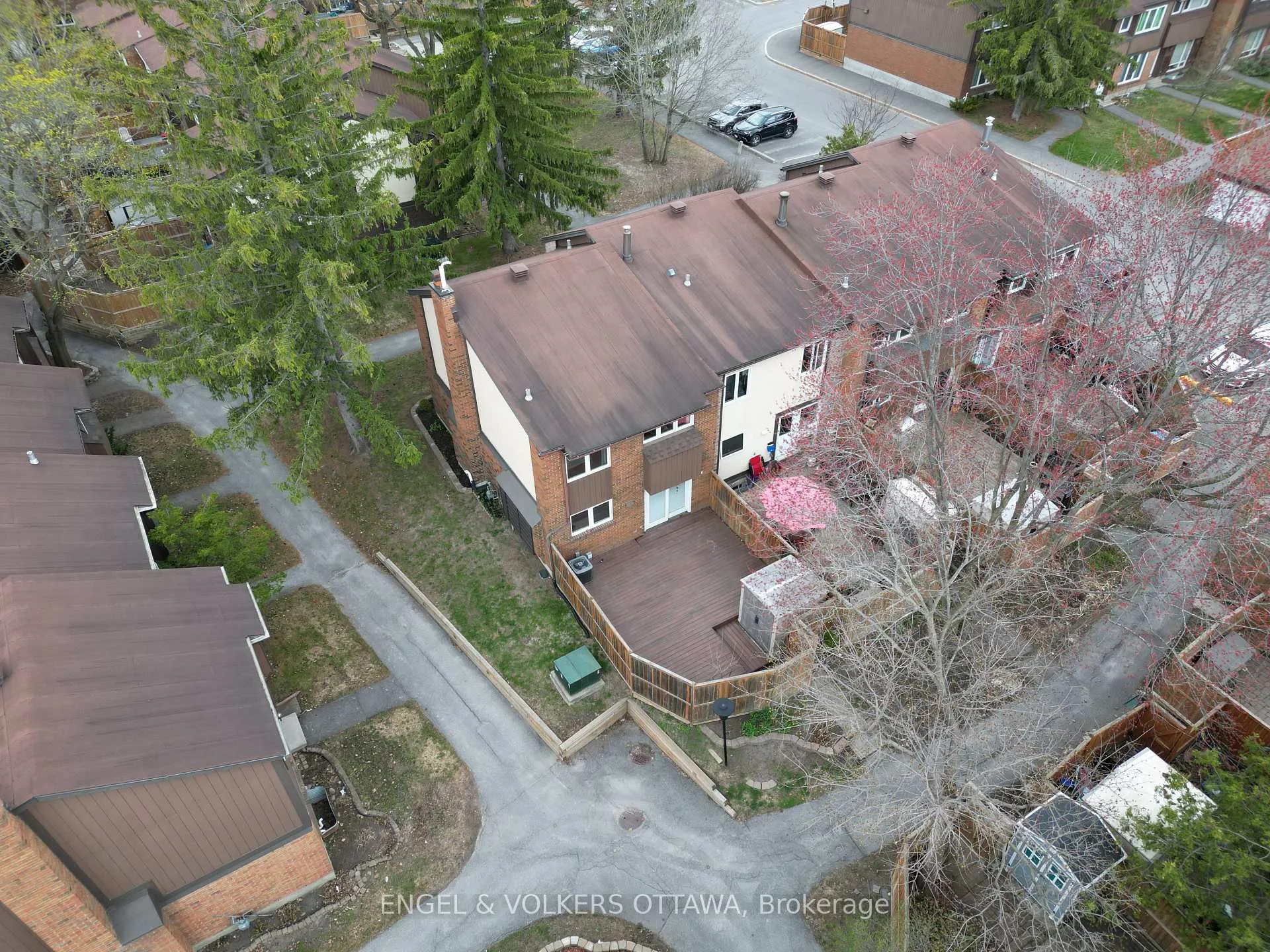Photo 26 of Unit 33, 2111 Montreal Road, Ottawa, Beaconwood — HOMEH