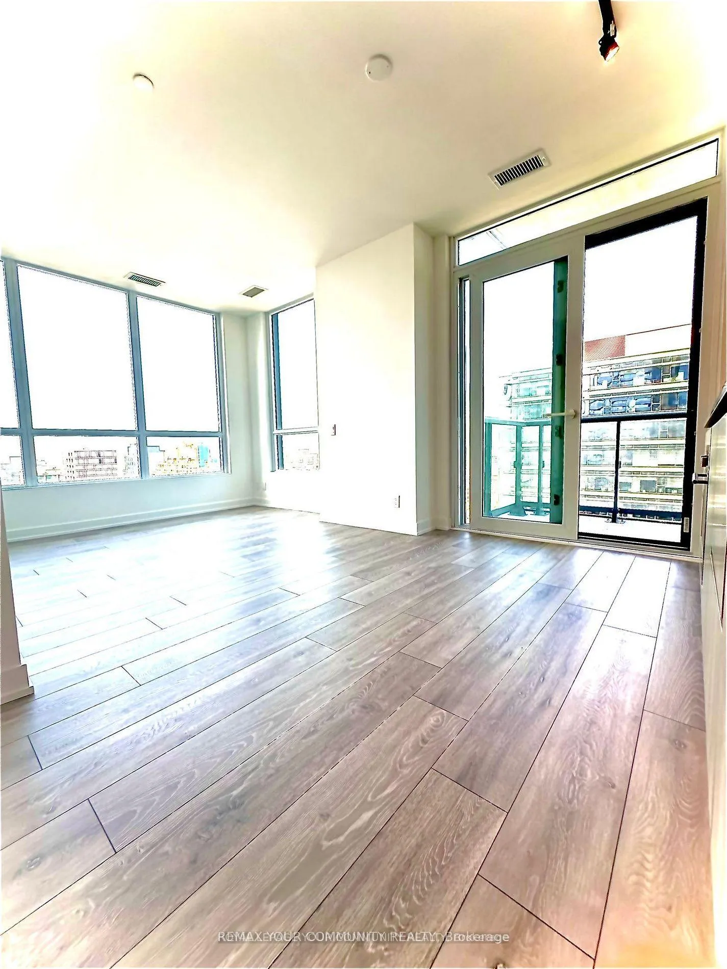 Photo 7 of Unit 1911, 108 Peter Street, Toronto, Waterfront Communities — HOMEH