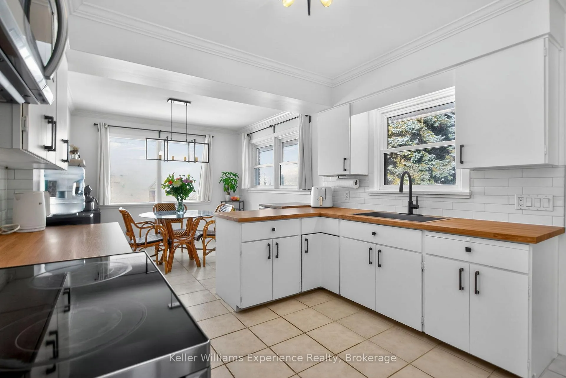 Photo 9 of 557 Hugel Avenue, Midland — HOMEH