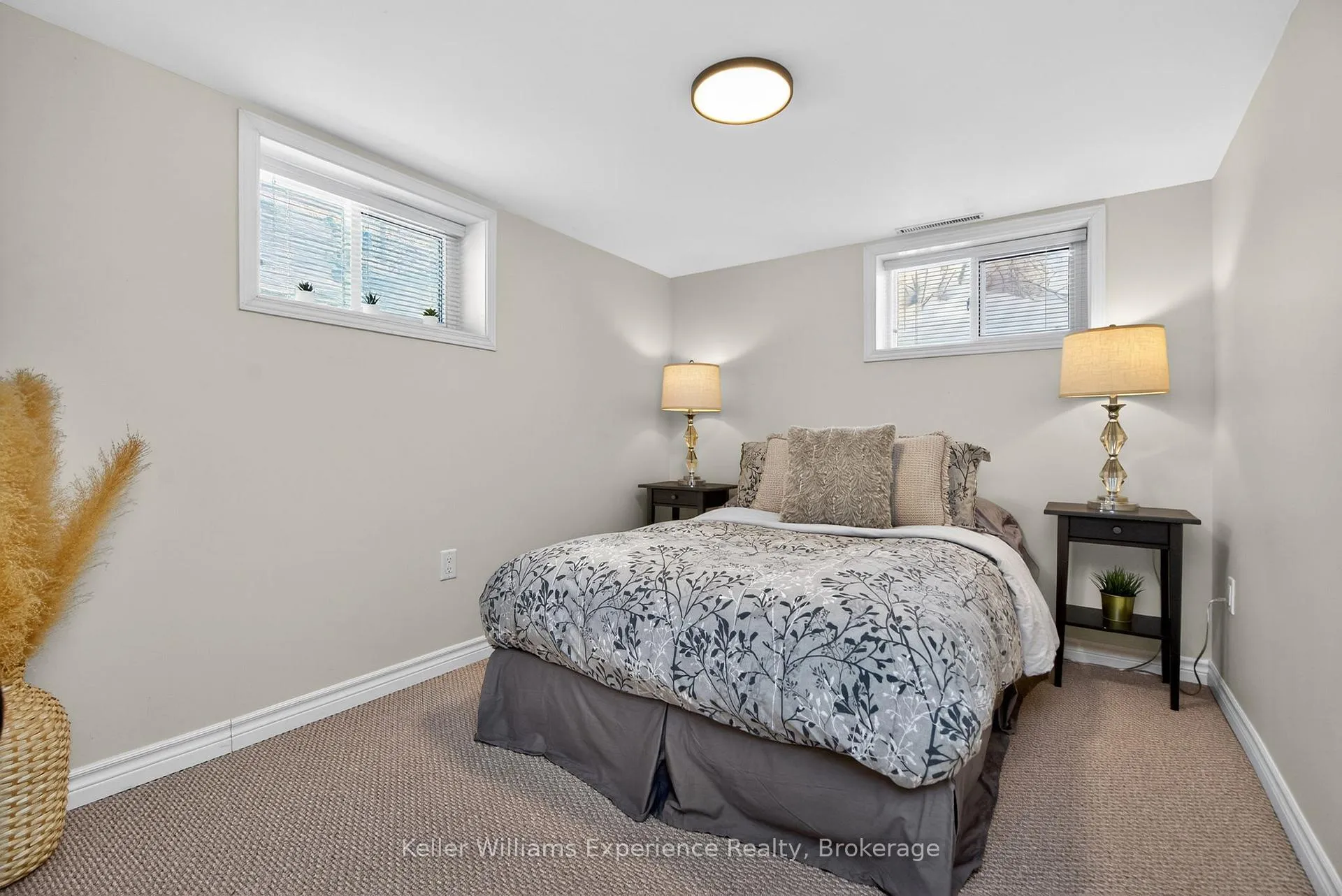 Photo 25 of 557 Hugel Avenue, Midland — HOMEH