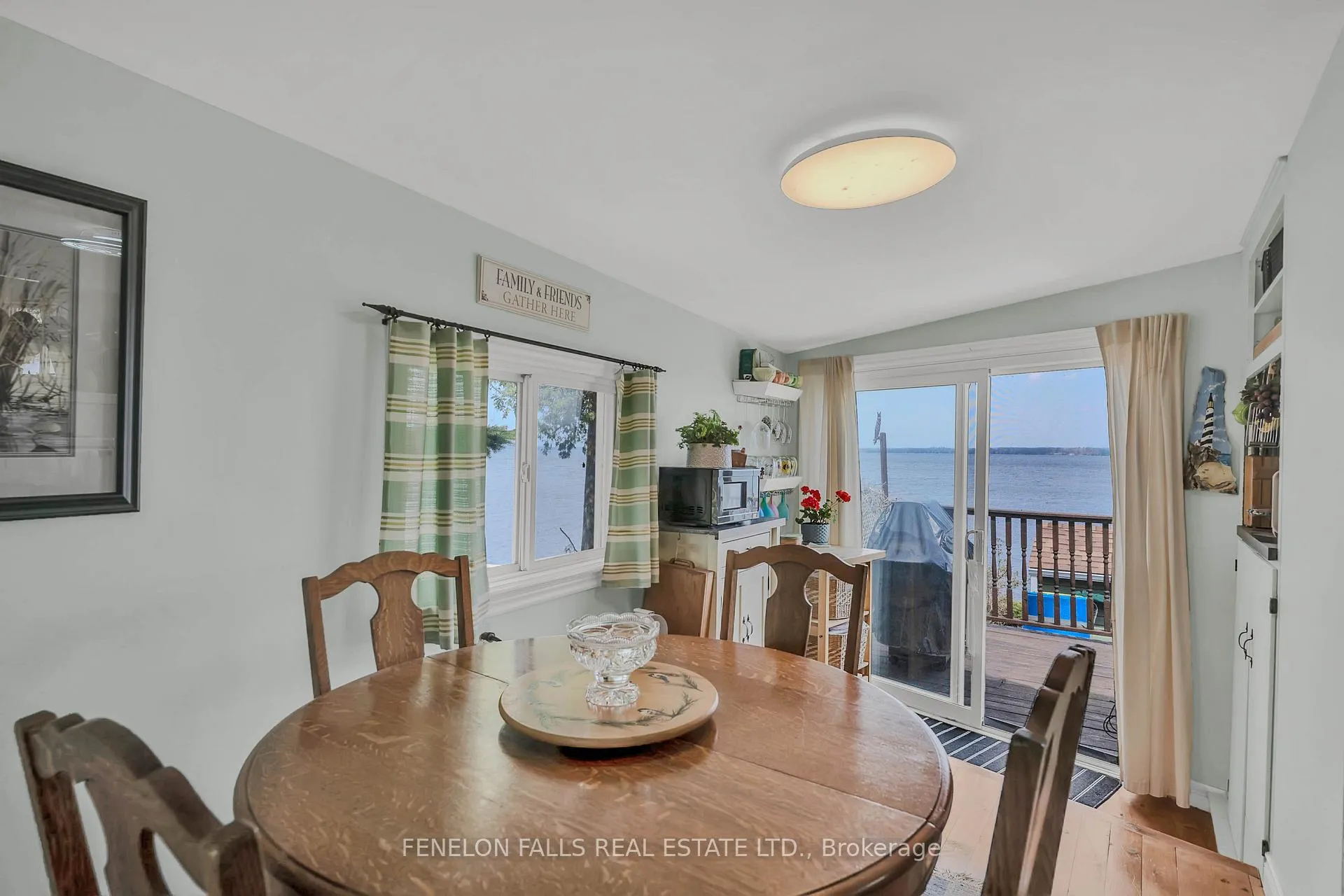 Photo 6 of 39 Bayview Road, Kawartha Lakes, Fenelon Falls — HOMEH