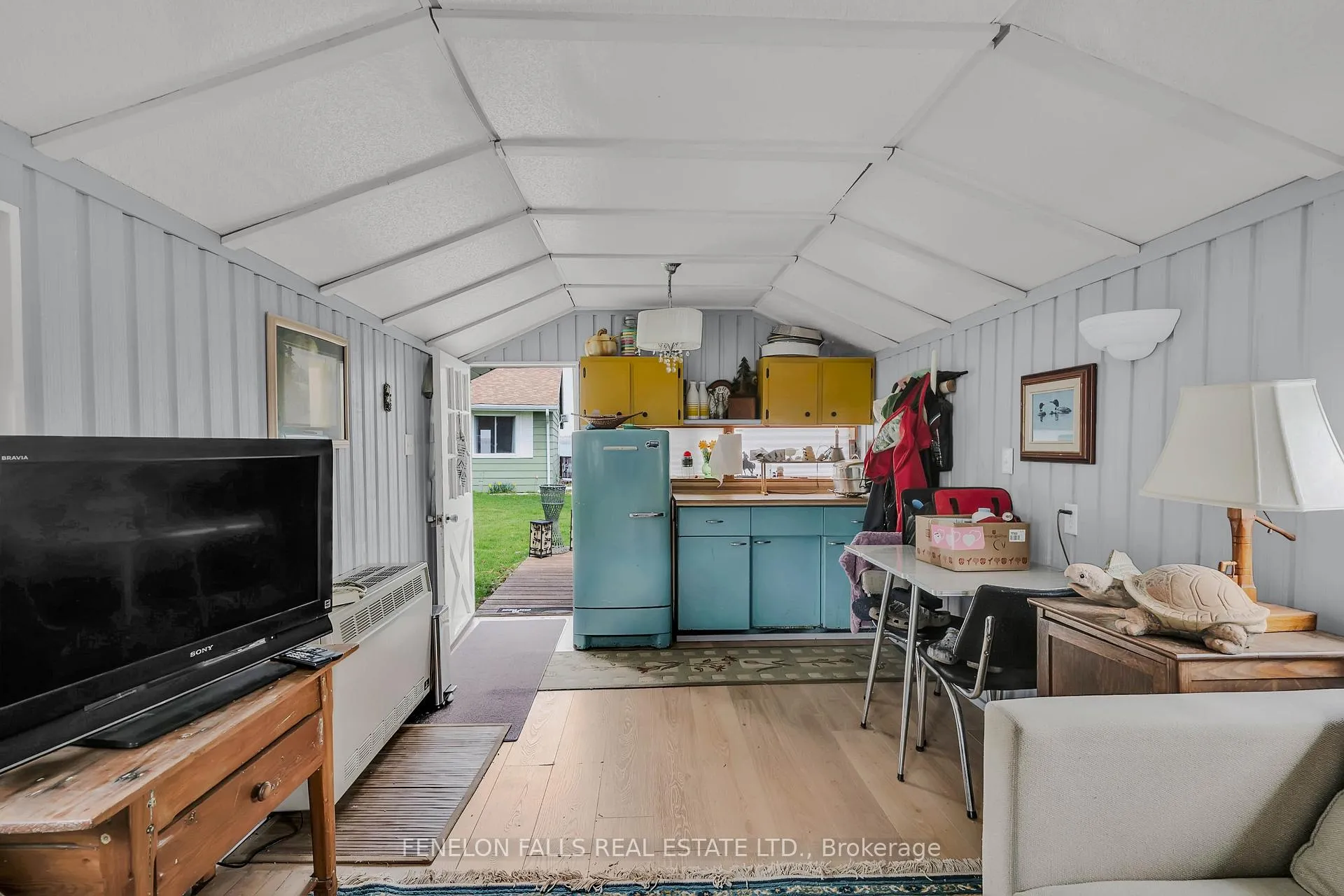 Photo 24 of 39 Bayview Road, Kawartha Lakes, Fenelon Falls — HOMEH