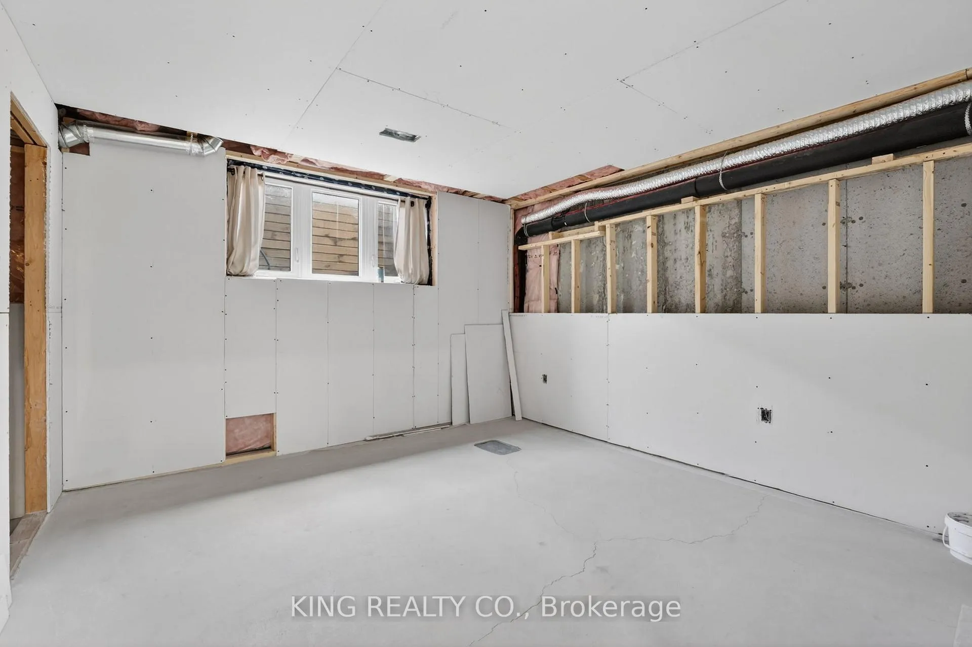 Photo 50 of Unit 5, 153 Summersides Boulevard, Pelham, Fonthill — HOMEH
