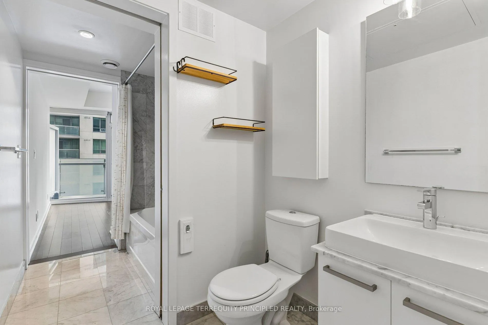 Photo 21 of Unit 307, 12 York Street, Toronto, Waterfront Communities — HOMEH