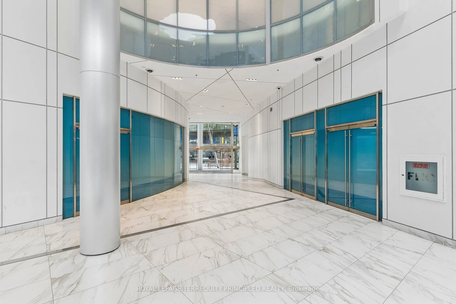 Photo 29 of Unit 307, 12 York Street, Toronto, Waterfront Communities — HOMEH