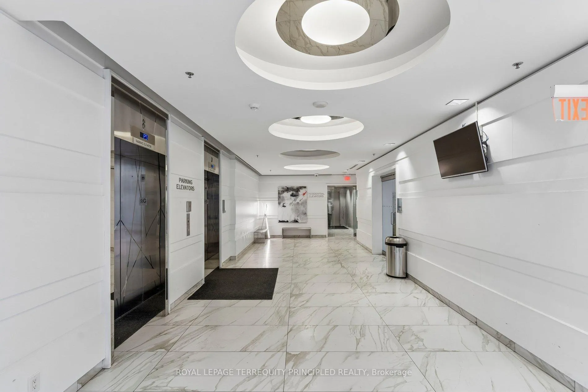 Photo 31 of Unit 307, 12 York Street, Toronto, Waterfront Communities — HOMEH