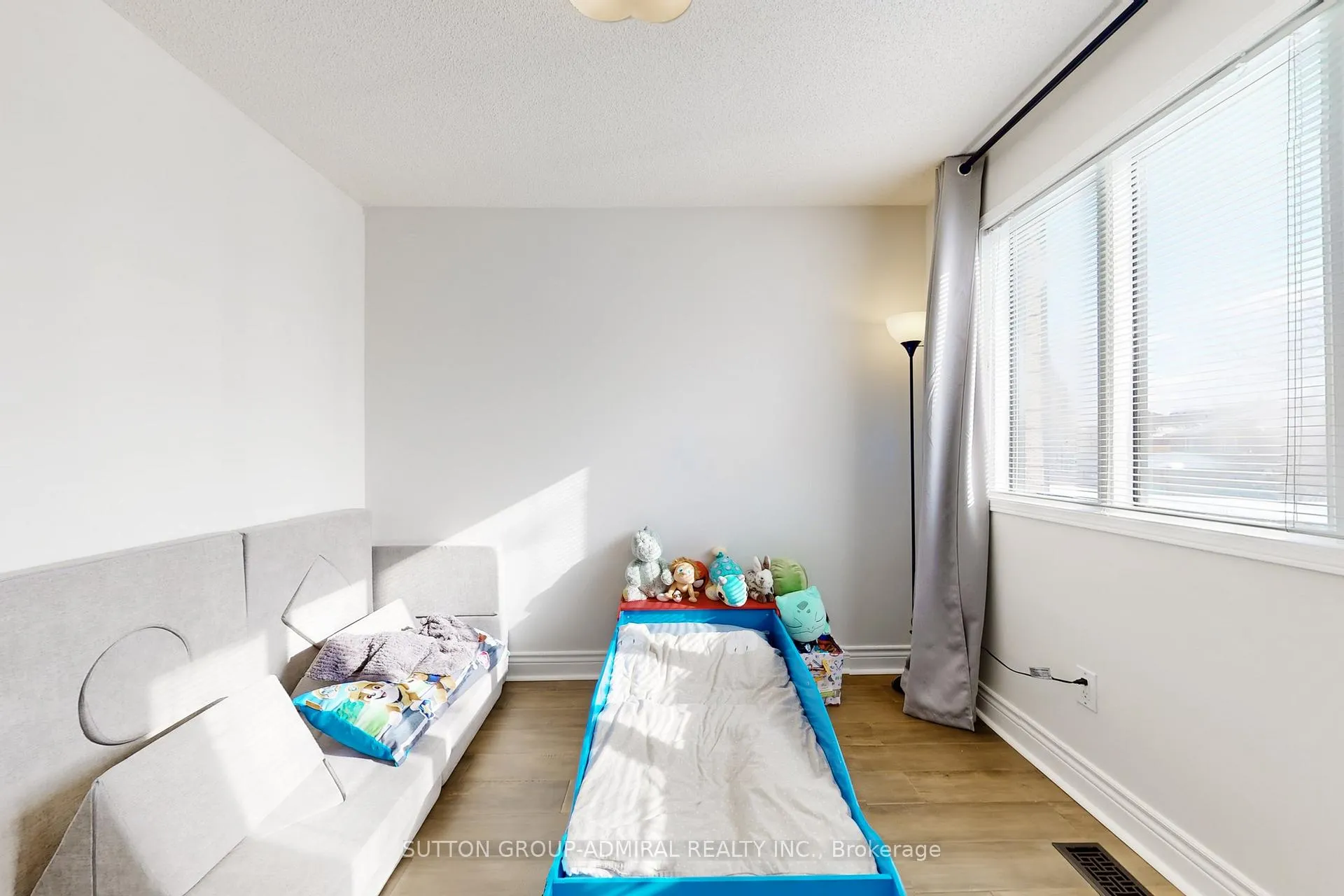 Photo 39 of 284 Lancrest Street, Pickering, Highbush — HOMEH