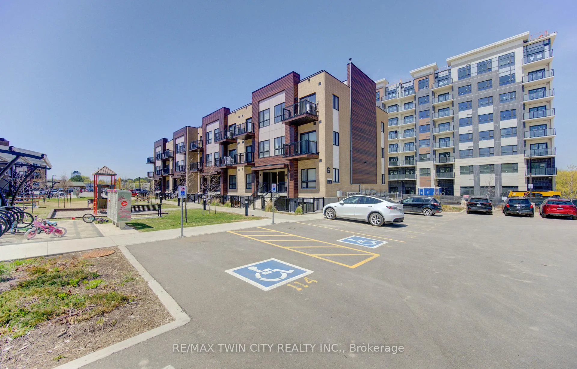 Photo 2 of Unit G16, 20 Palace Street, Kitchener — HOMEH