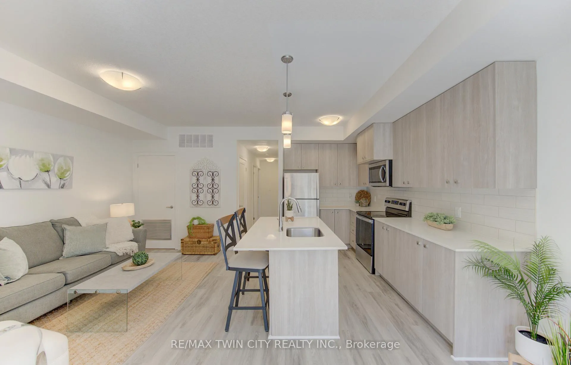 Photo 4 of Unit G16, 20 Palace Street, Kitchener — HOMEH