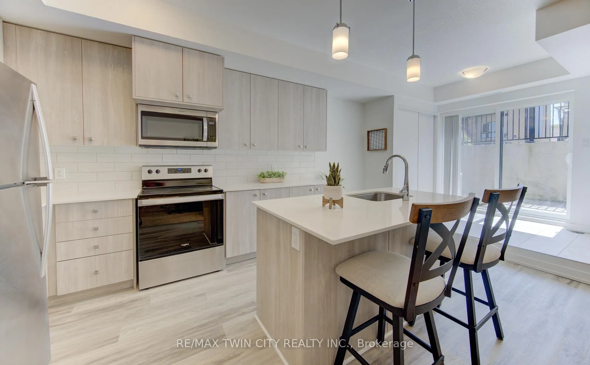 Photo 7 of Unit G16, 20 Palace Street, Kitchener — HOMEH
