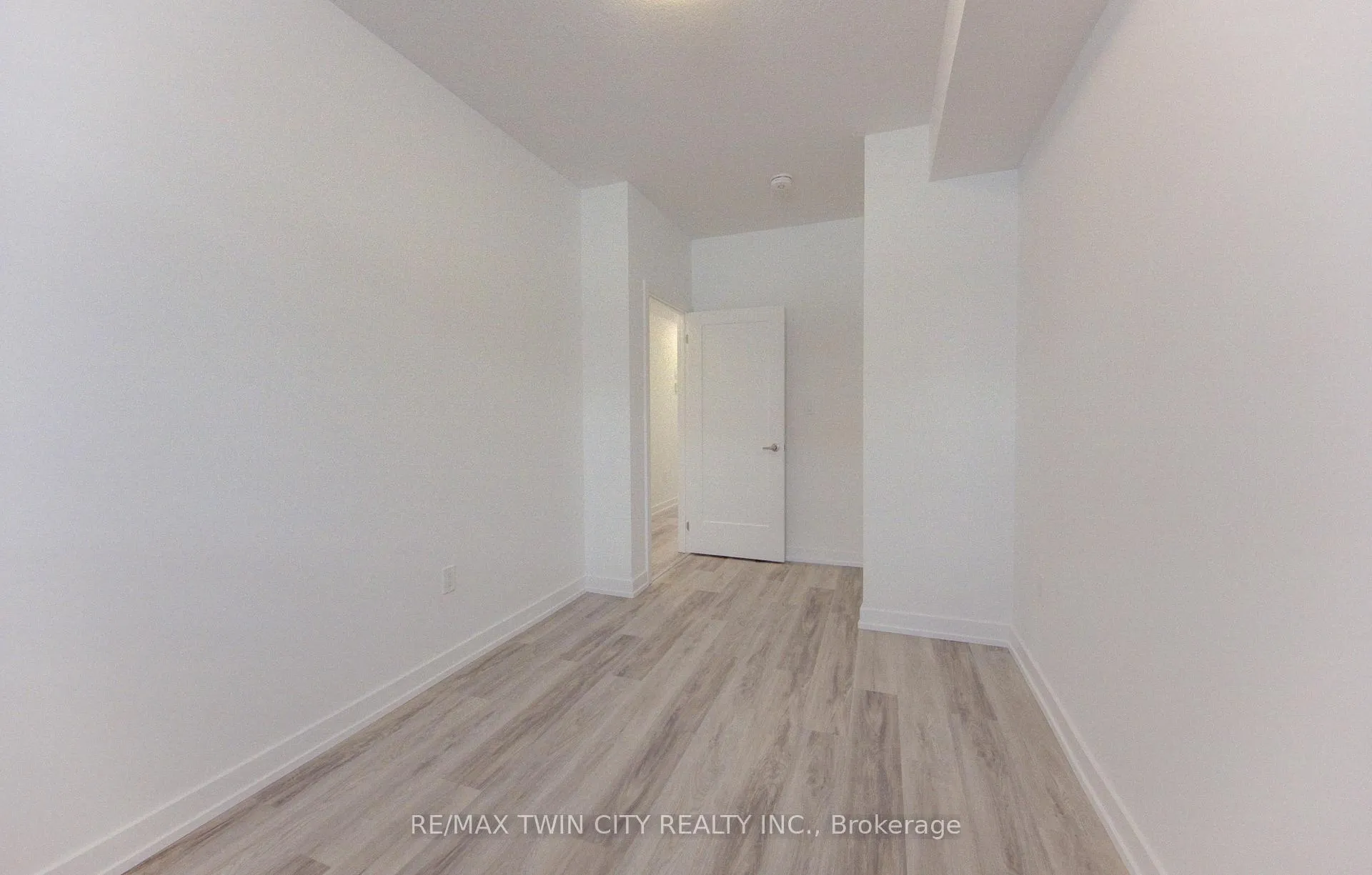 Photo 17 of Unit G16, 20 Palace Street, Kitchener — HOMEH