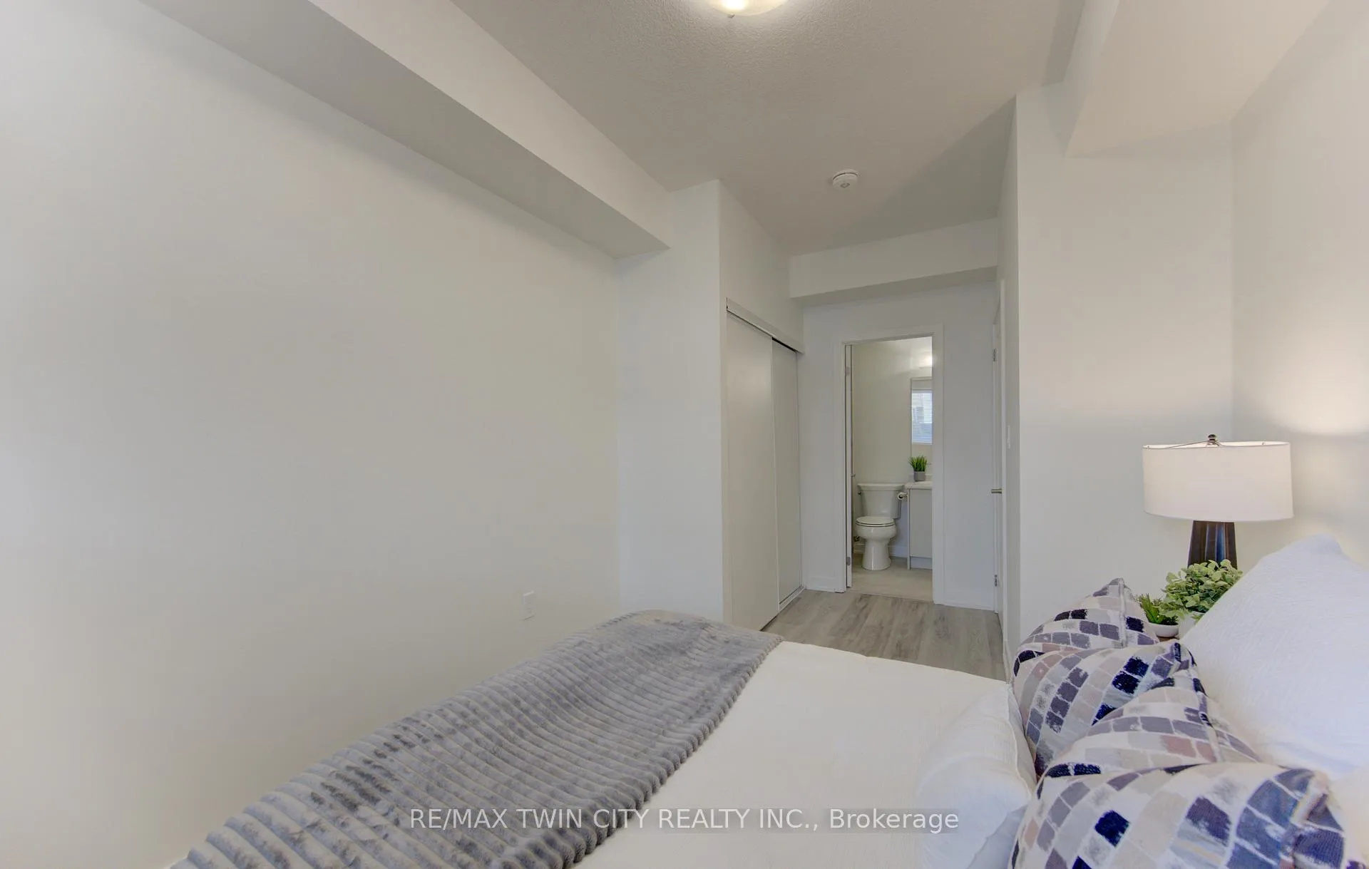 Photo 19 of Unit G16, 20 Palace Street, Kitchener — HOMEH