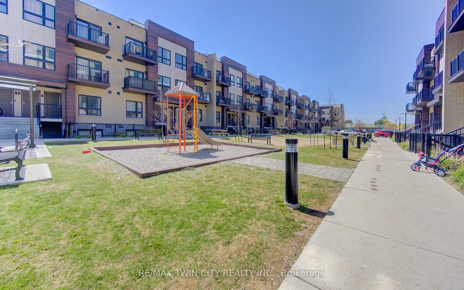 Photo 27 of Unit G16, 20 Palace Street, Kitchener — HOMEH
