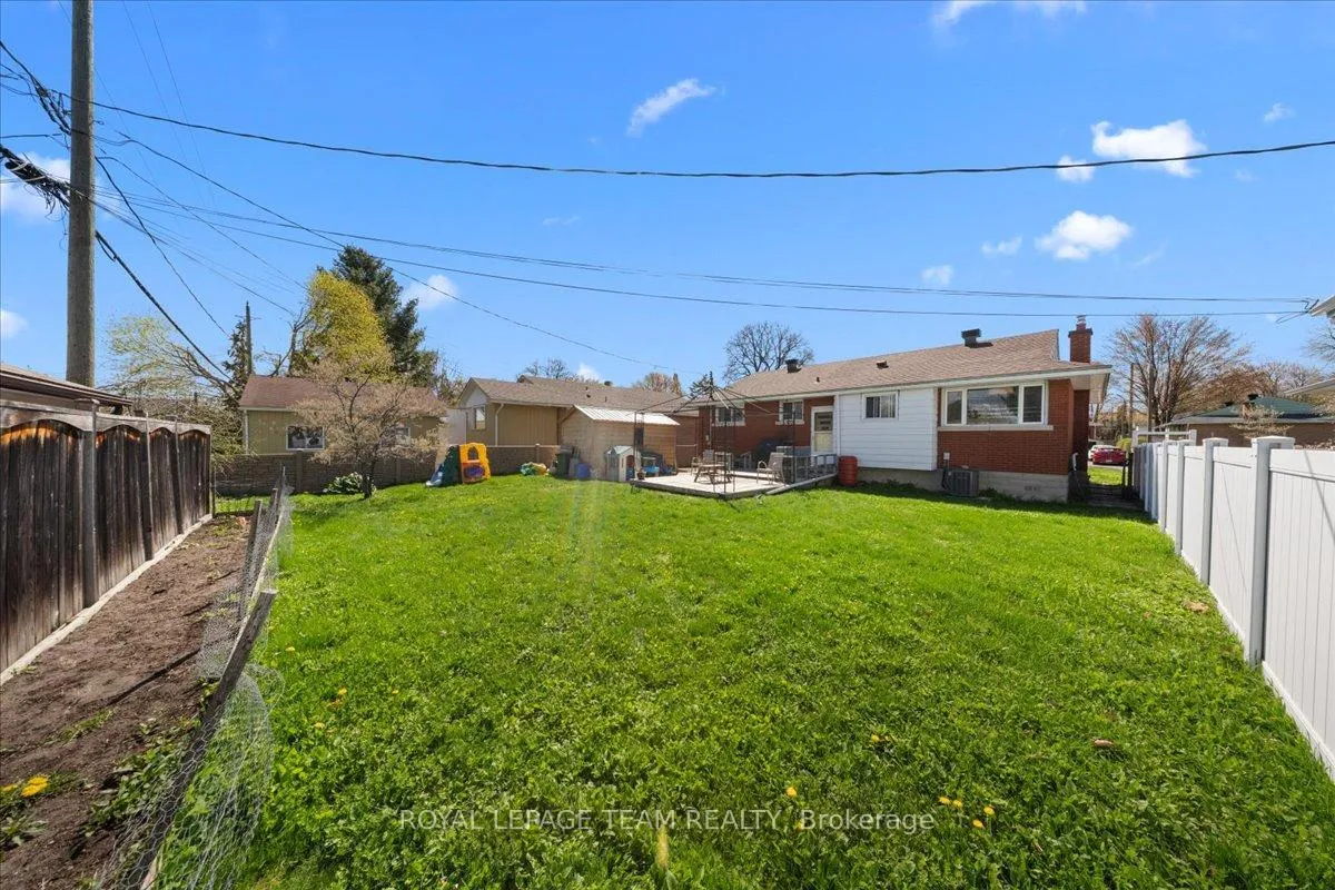 Photo 24 of 753 Dickens Avenue, Ottawa, Elmvale Acres — HOMEH