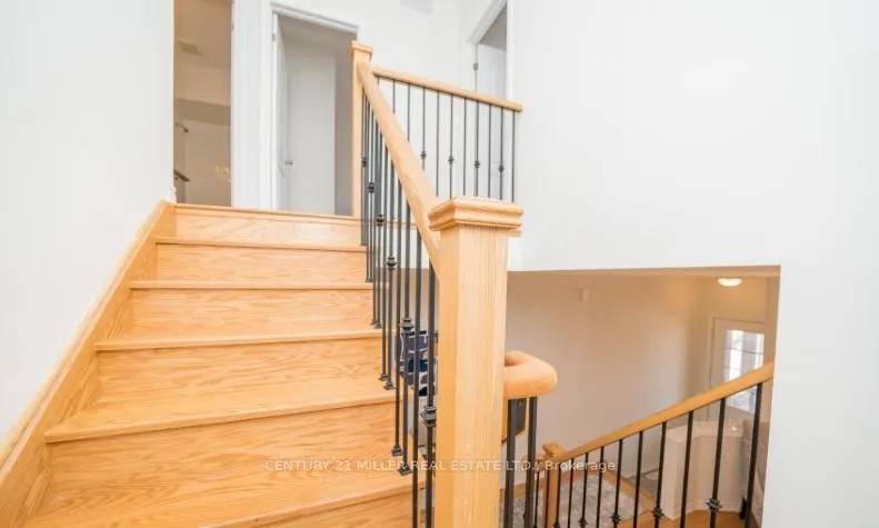 Photo 11 of 44 Workmens Circle, Ajax, Northwest Ajax — HOMEH