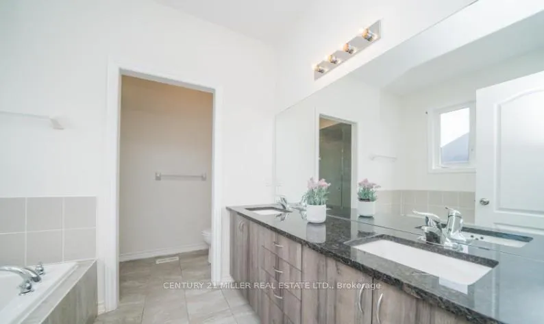 Photo 14 of 44 Workmens Circle, Ajax, Northwest Ajax — HOMEH