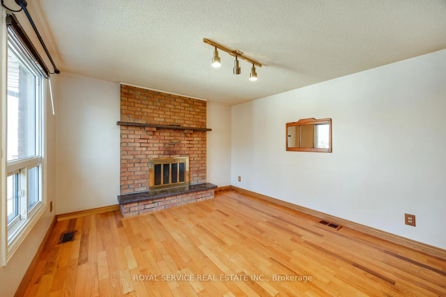 Photo 20 of 3080 Frances Stewart Road, Peterborough, Ashburnham Ward 4 — HOMEH