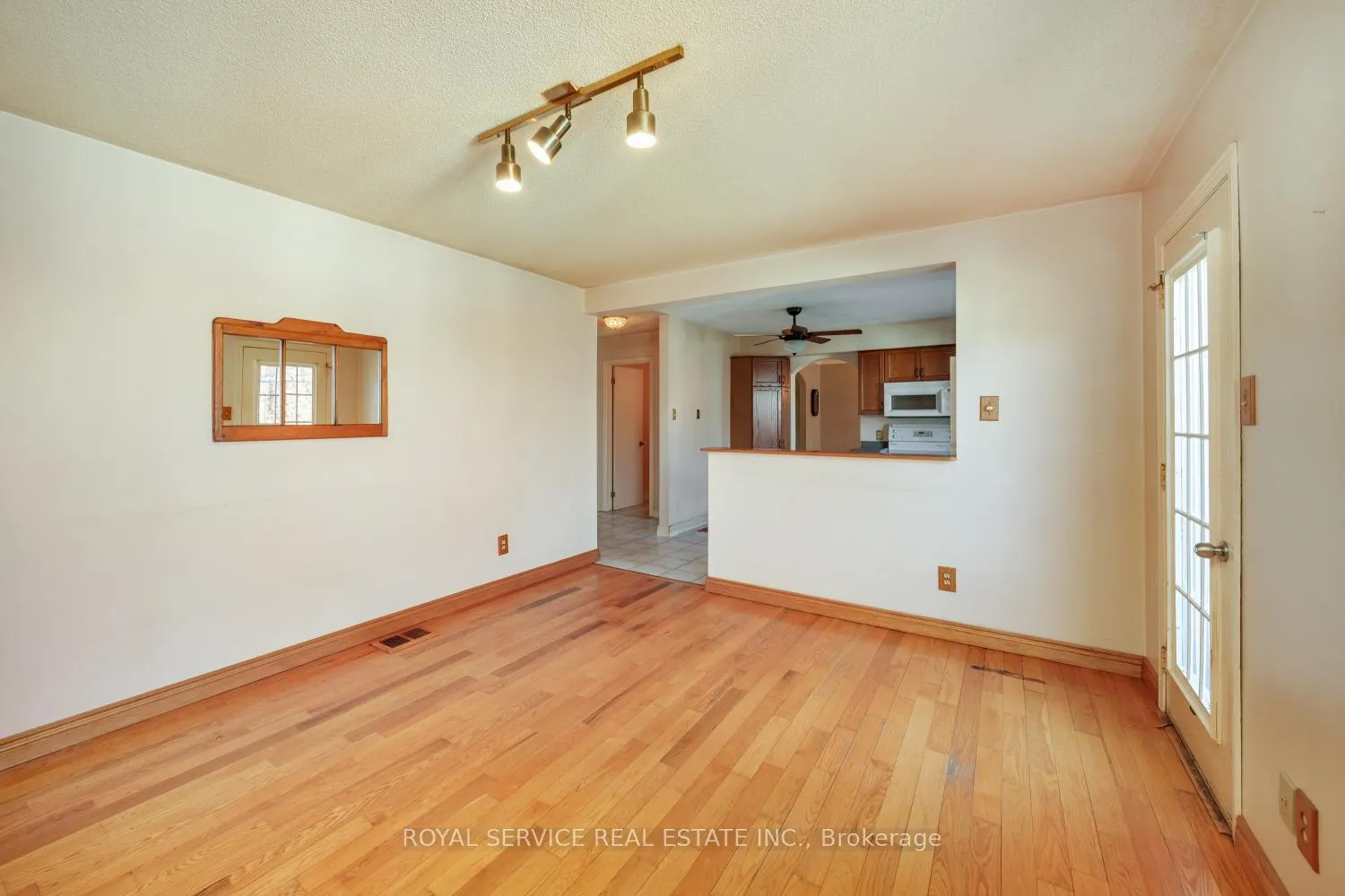 Photo 21 of 3080 Frances Stewart Road, Peterborough, Ashburnham Ward 4 — HOMEH
