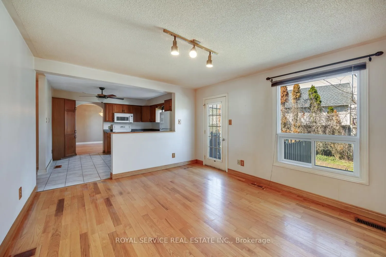 Photo 22 of 3080 Frances Stewart Road, Peterborough, Ashburnham Ward 4 — HOMEH