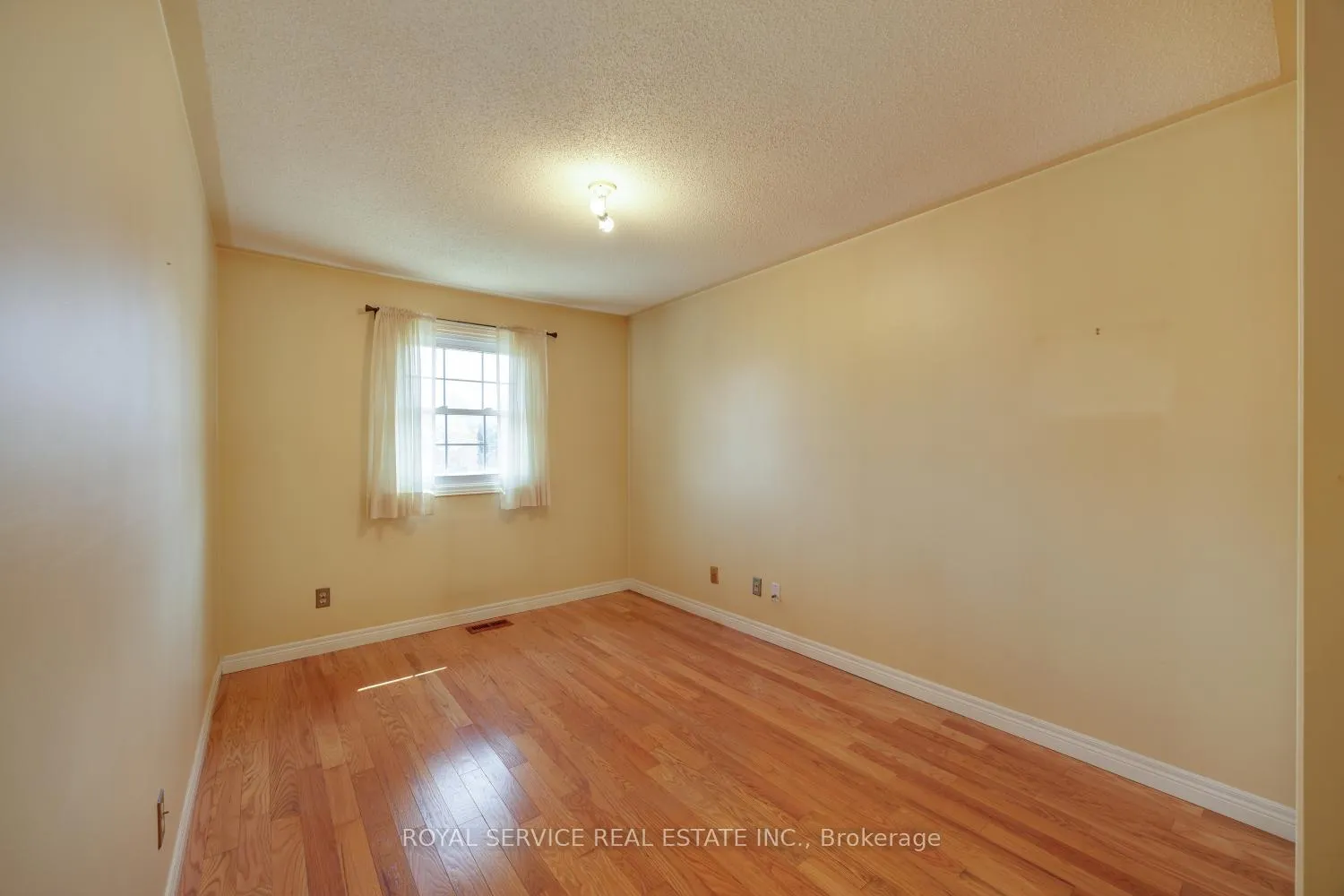 Photo 30 of 3080 Frances Stewart Road, Peterborough, Ashburnham Ward 4 — HOMEH
