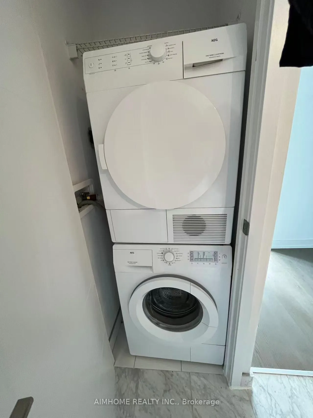 Photo 11 of Unit 2715, 488 University Avenue, Toronto, University — HOMEH