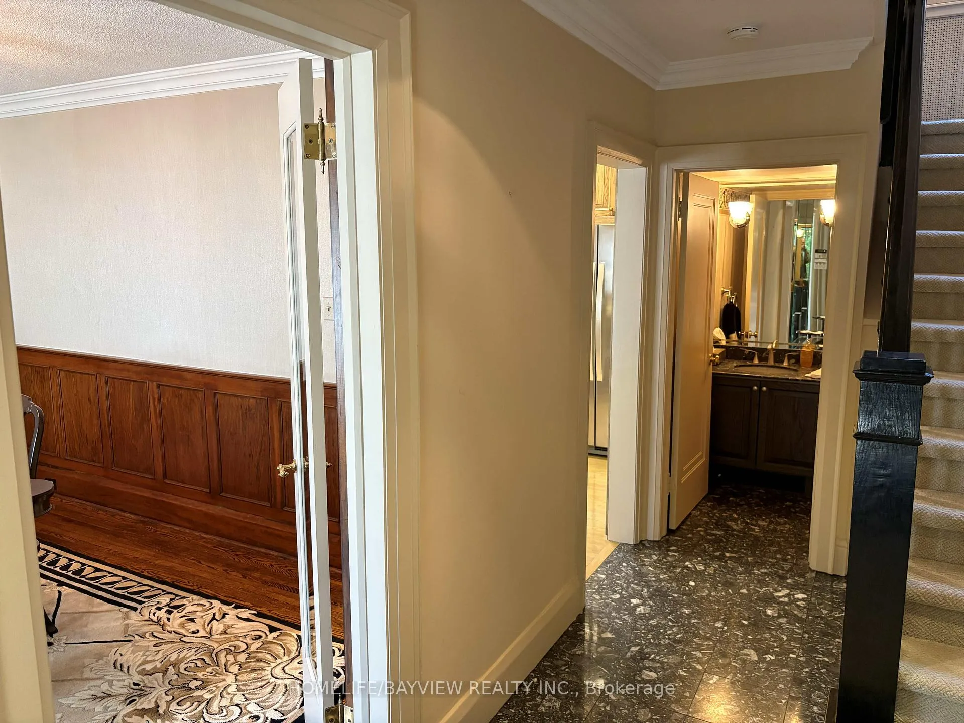 Photo 10 of 15 Glen Rush Boulevard, Toronto, Bedford Park-Nortown — HOMEH