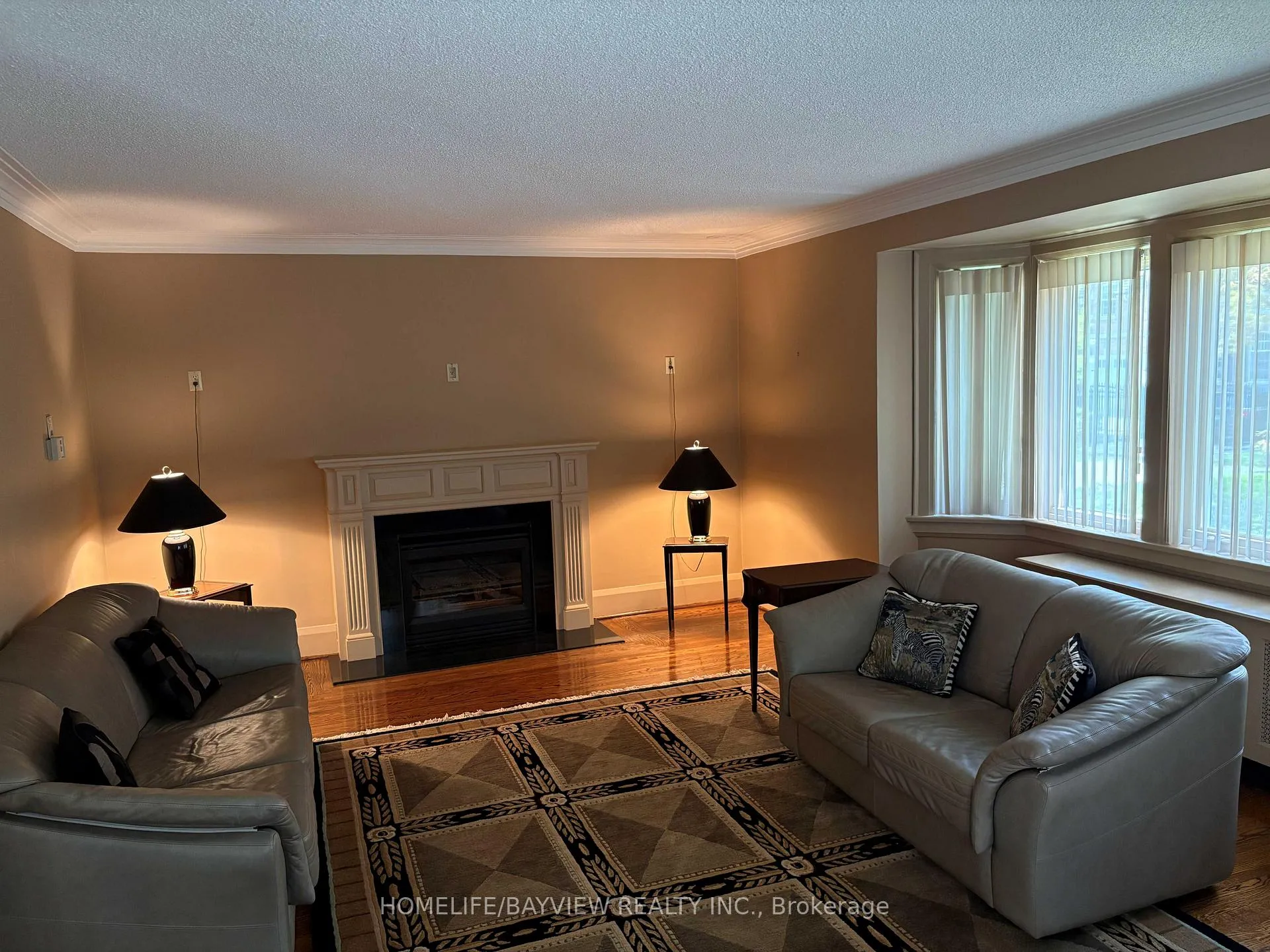 Photo 13 of 15 Glen Rush Boulevard, Toronto, Bedford Park-Nortown — HOMEH