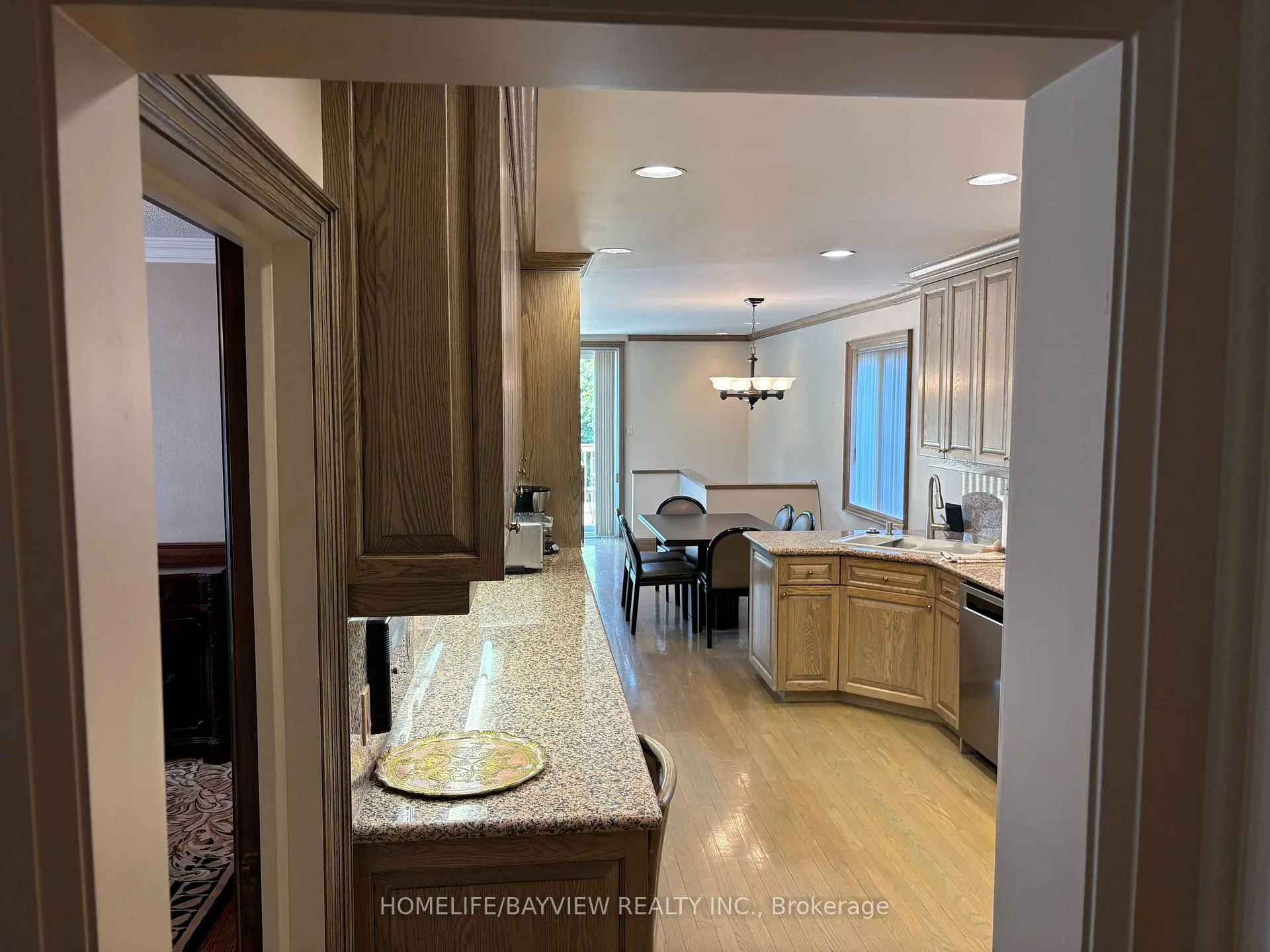 Photo 16 of 15 Glen Rush Boulevard, Toronto, Bedford Park-Nortown — HOMEH