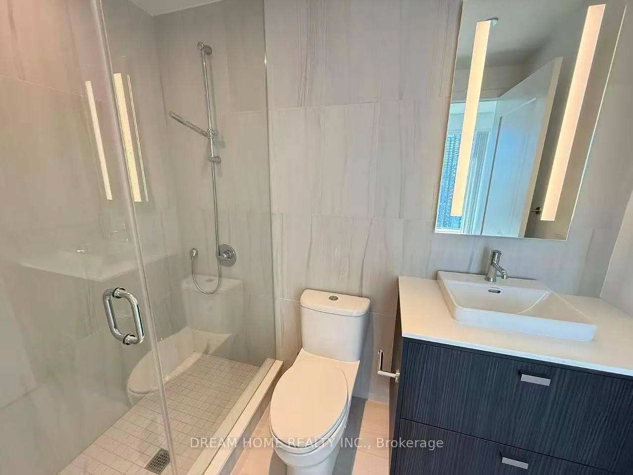 Photo 9 of Unit 1813, 470 Front Street W, Toronto, Waterfront Communities — HOMEH
