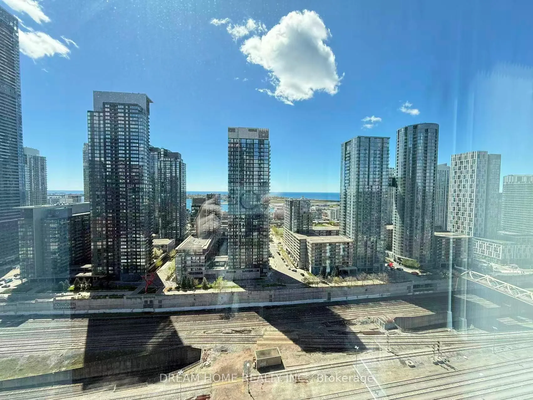 Photo 16 of Unit 1813, 470 Front Street W, Toronto, Waterfront Communities — HOMEH
