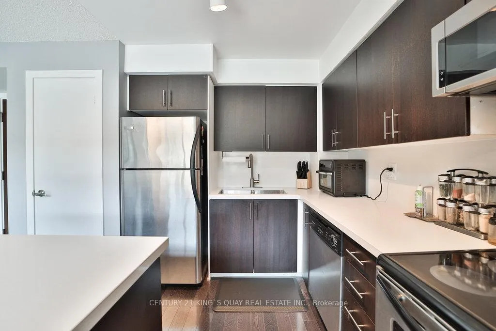 Photo 6 of Unit 212, 80 Western Battery Road, Toronto, Niagara — HOMEH