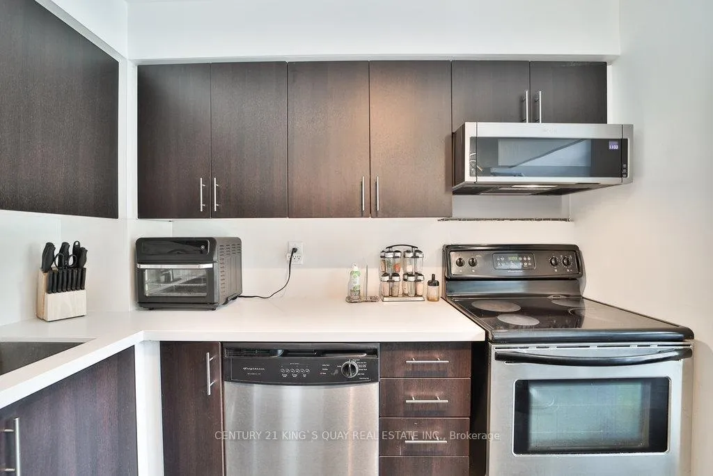 Photo 10 of Unit 212, 80 Western Battery Road, Toronto, Niagara — HOMEH