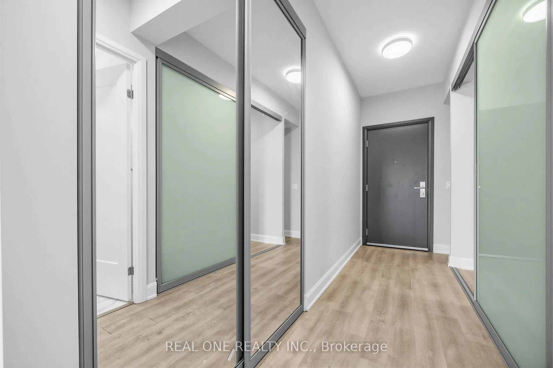 Photo 21 of Unit 2611, 12 Grandhi Lane, Markham, Aileen-Willowbrook — HOMEH