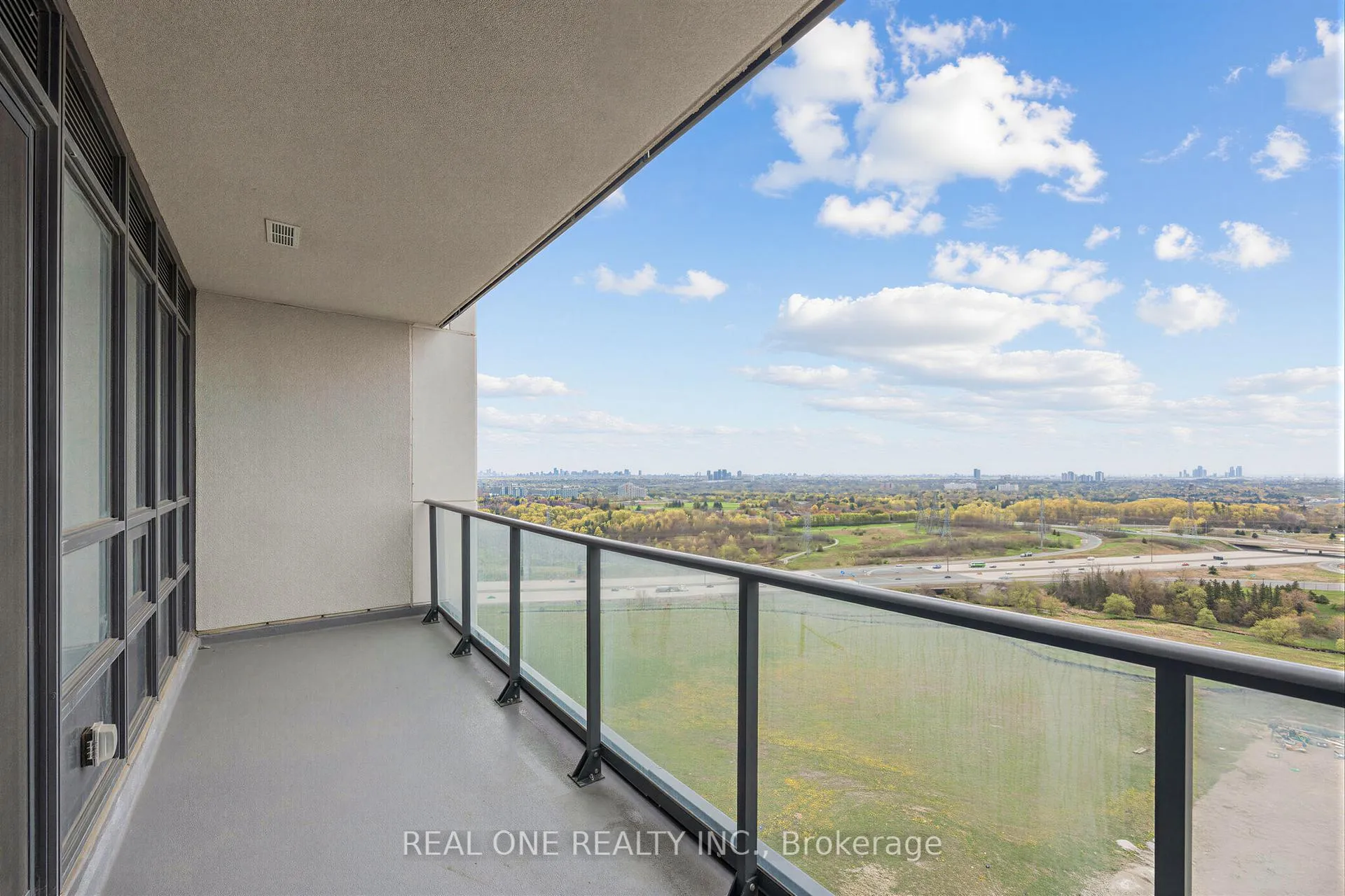 Photo 33 of Unit 2611, 12 Grandhi Lane, Markham, Aileen-Willowbrook — HOMEH