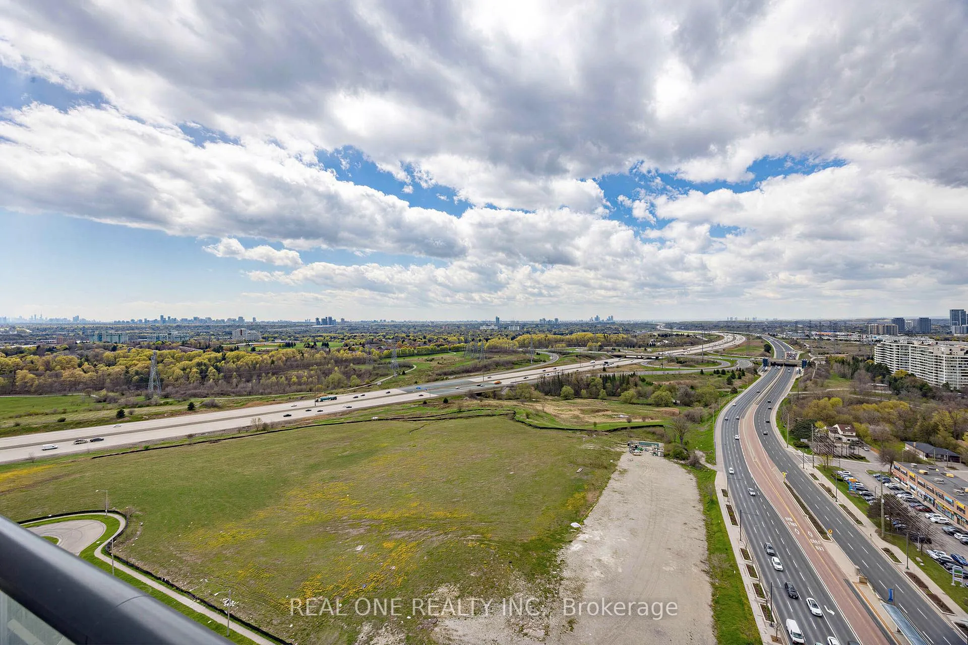 Photo 35 of Unit 2611, 12 Grandhi Lane, Markham, Aileen-Willowbrook — HOMEH
