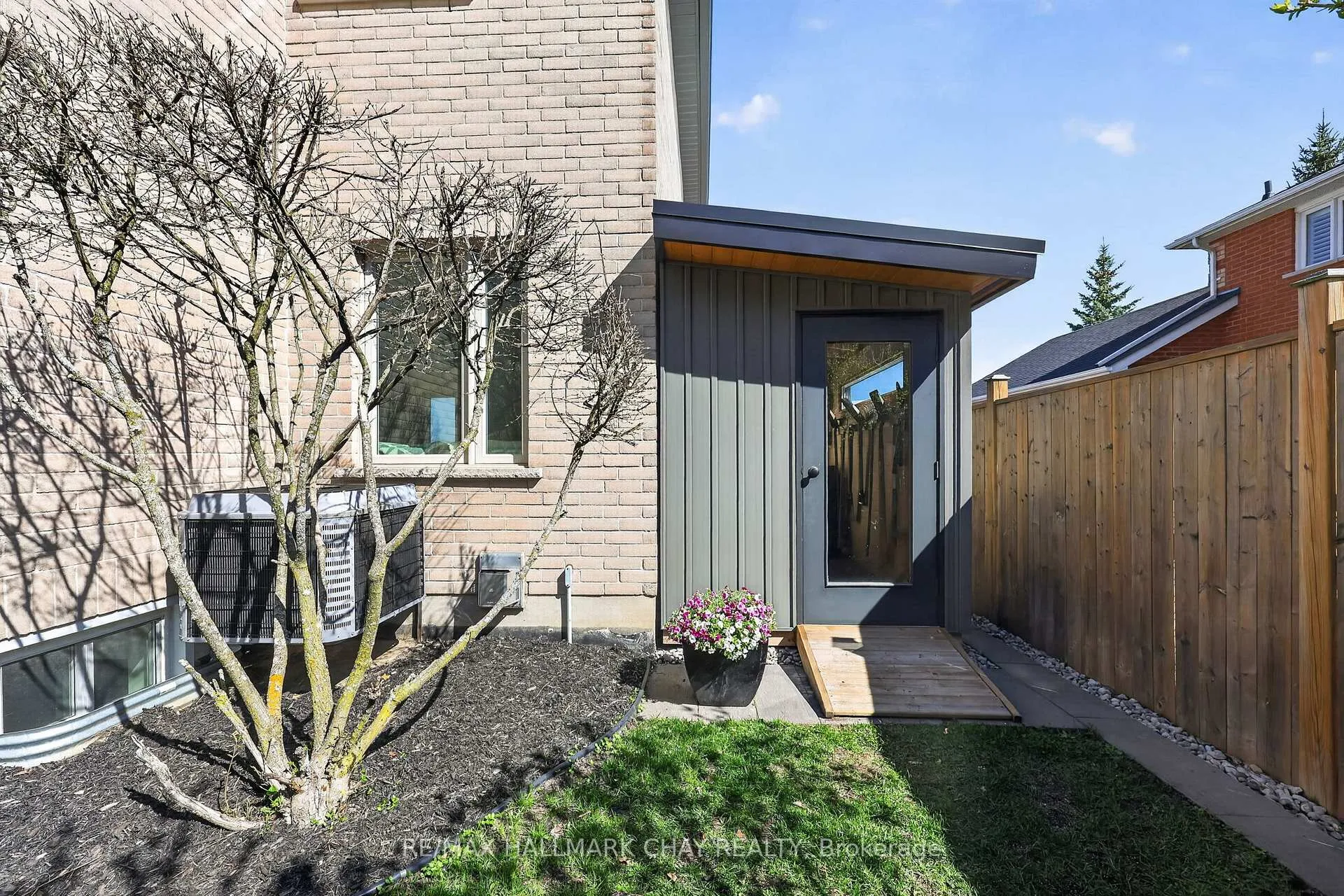 Photo 45 of 19 Grants Way, Barrie, Ardagh — HOMEH