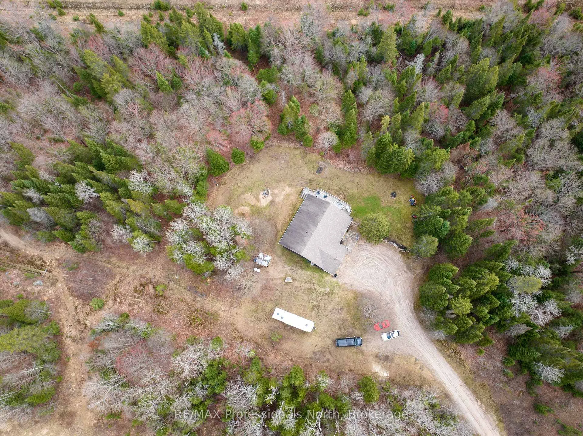 Photo 3 of 167 Old Government Road, Perry, Emsdale — HOMEH