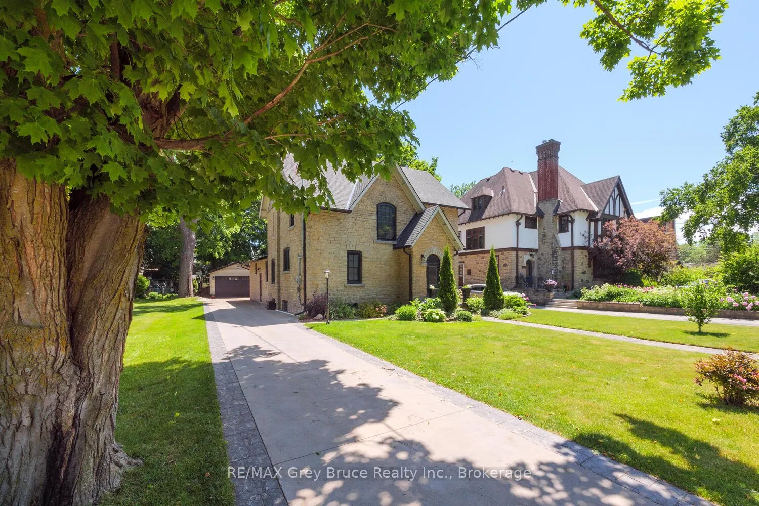 Photo 3 of 1075 4th Avenue W, Owen Sound — HOMEH