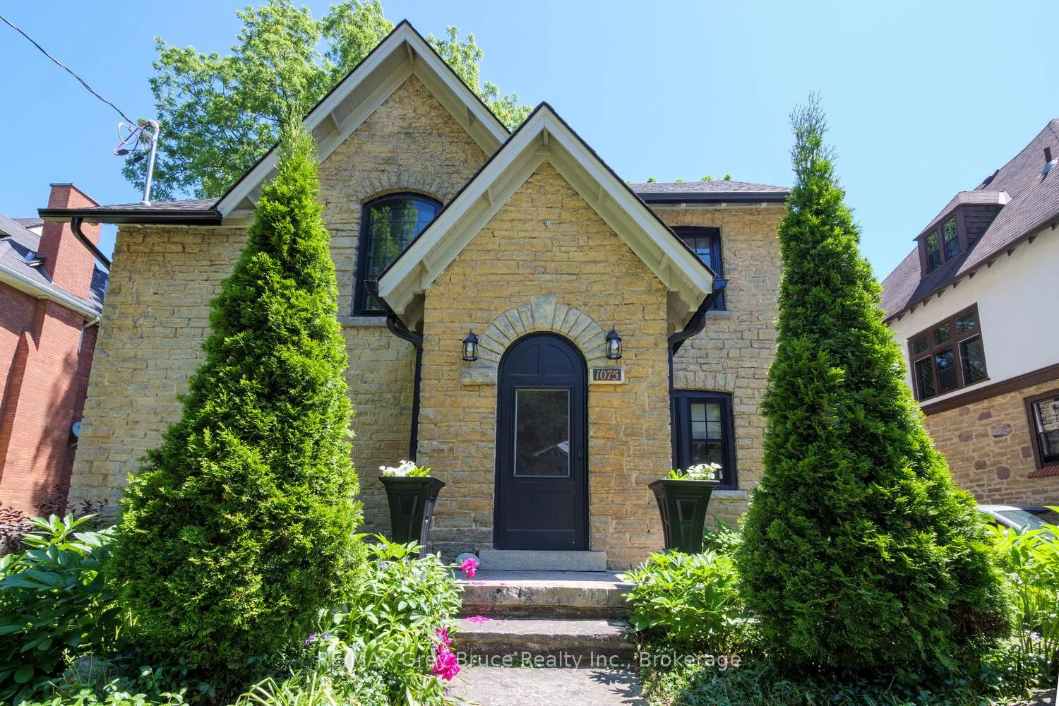 Photo 4 of 1075 4th Avenue W, Owen Sound — HOMEH