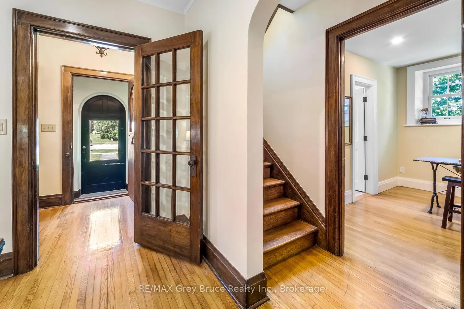 Photo 22 of 1075 4th Avenue W, Owen Sound — HOMEH