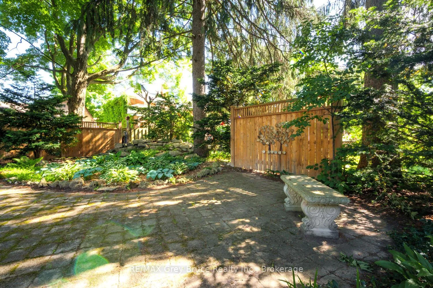 Photo 37 of 1075 4th Avenue W, Owen Sound — HOMEH