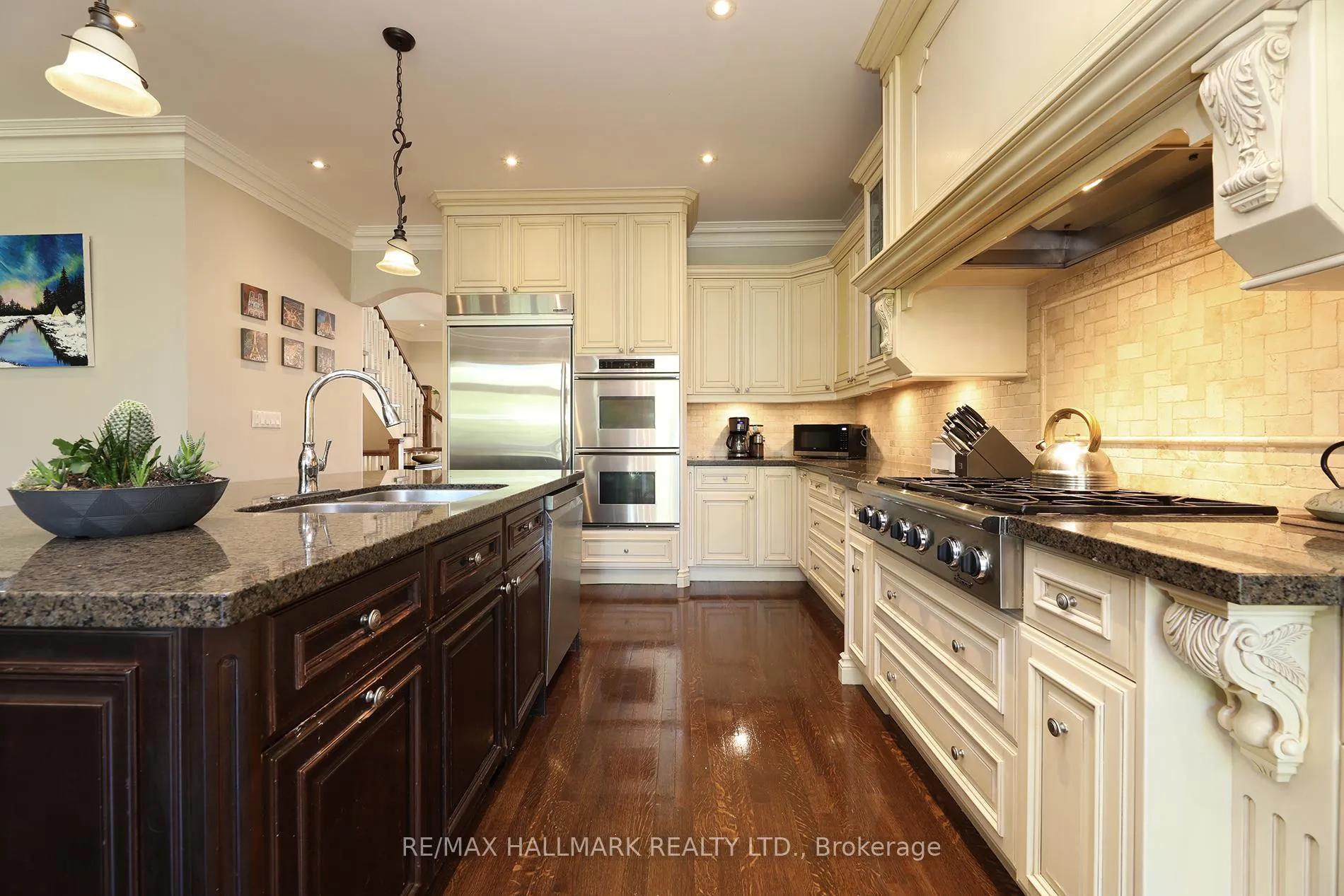 Photo 12 of 370 Douglas Avenue, Toronto, Bedford Park-Nortown — HOMEH