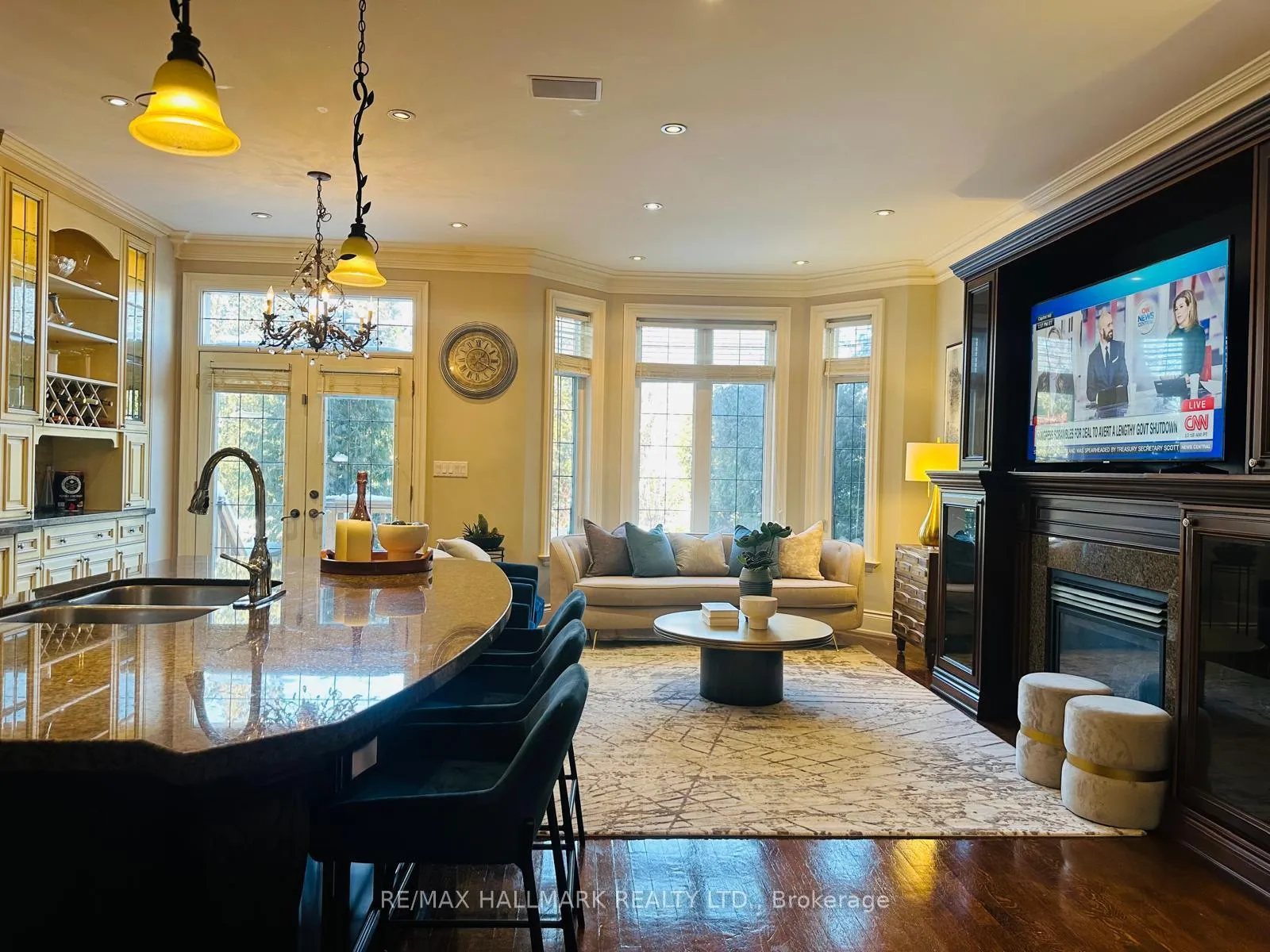 Photo 17 of 370 Douglas Avenue, Toronto, Bedford Park-Nortown — HOMEH