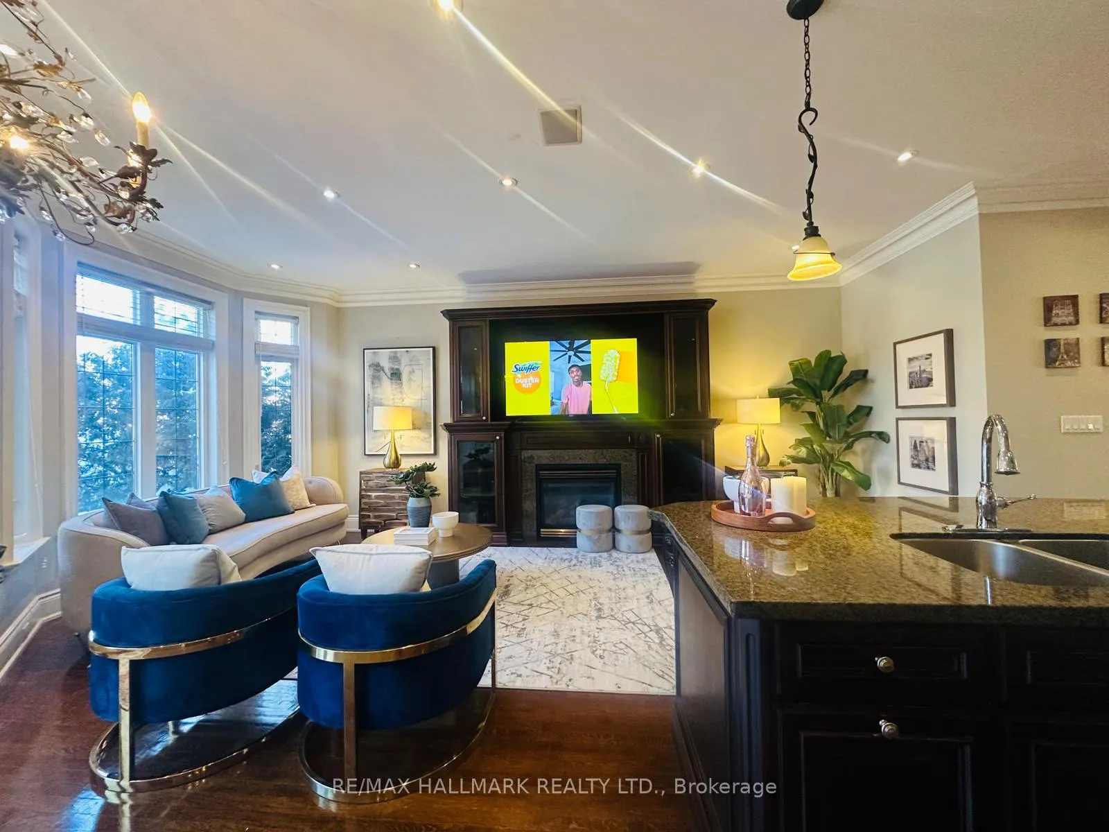 Photo 18 of 370 Douglas Avenue, Toronto, Bedford Park-Nortown — HOMEH